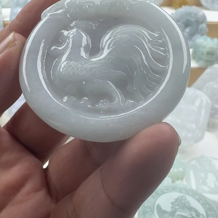 翡翠未镶嵌颈饰天然缅甸A货翡翠