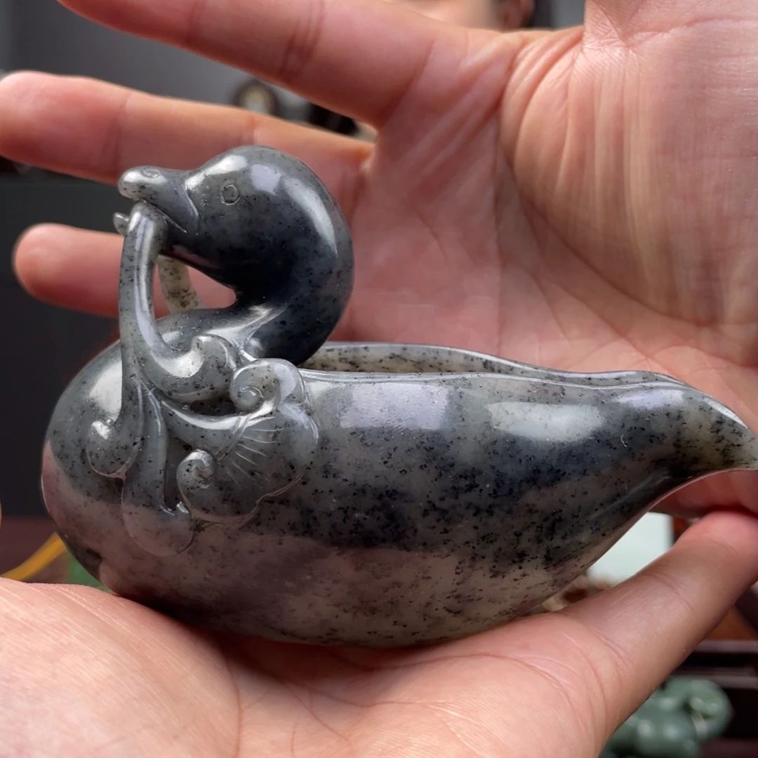 未镶嵌和田玉摆件