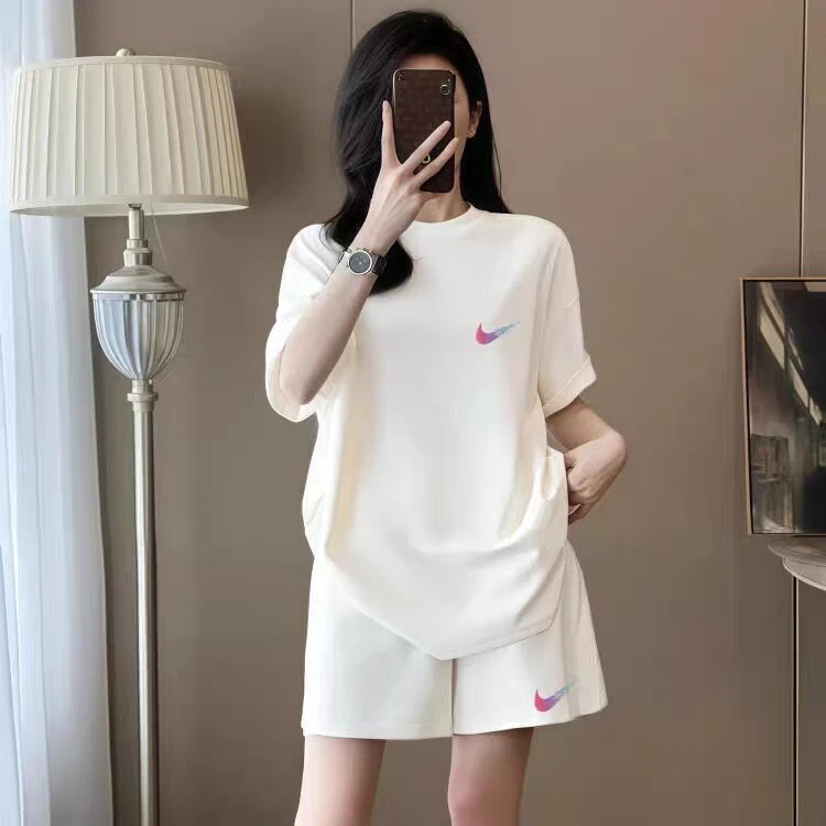 奥特莱斯官方正品夏季套装情侣运动短裤两件ins短袖t恤女休闲一夏