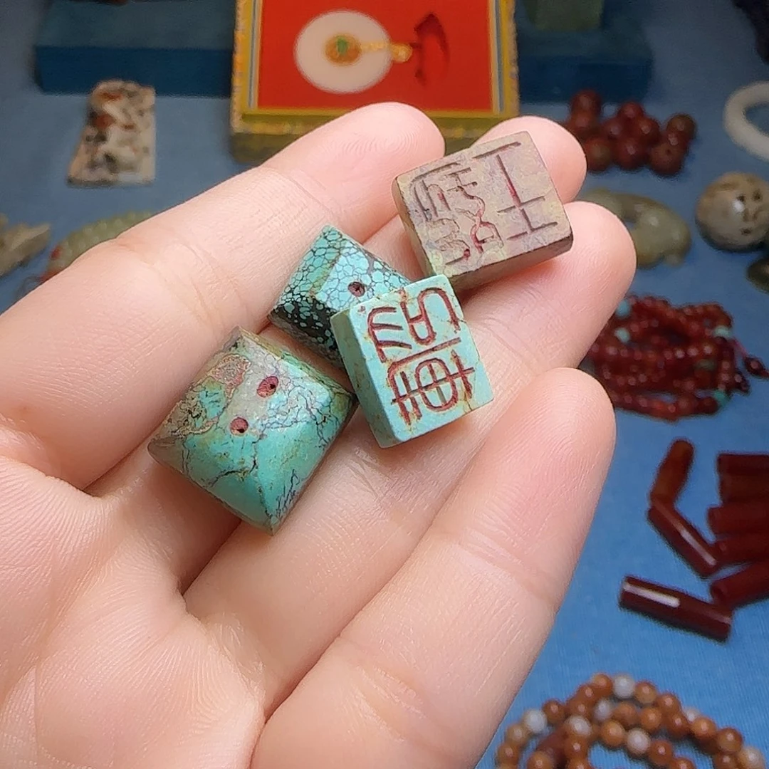 用***3和田玉未镶嵌颈饰