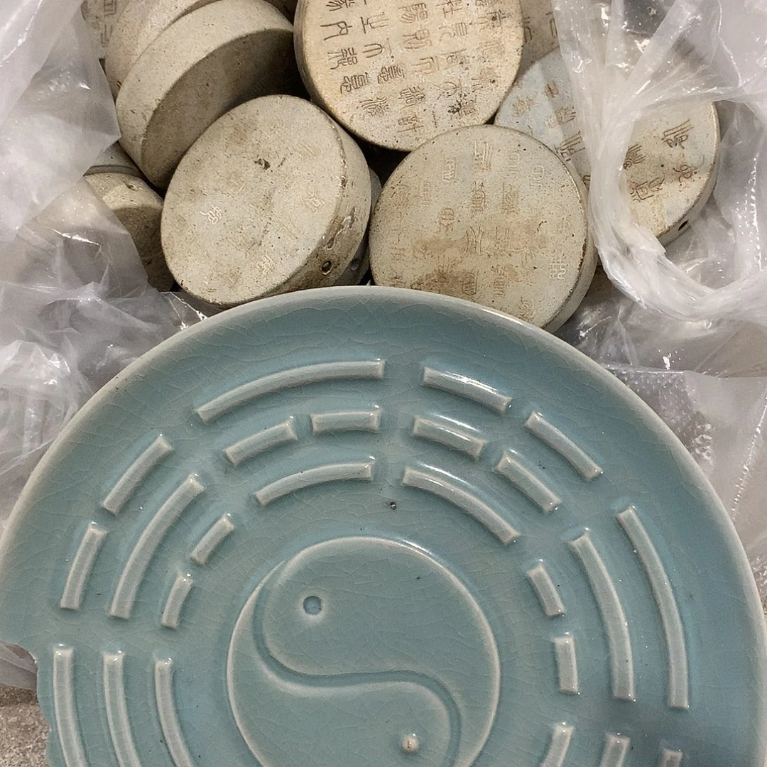 其他现代陶瓷工艺品