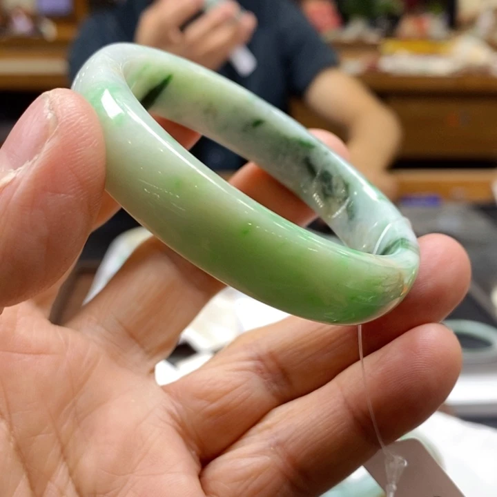 翡翠未镶嵌手镯翡翠手镯55-57，卡12