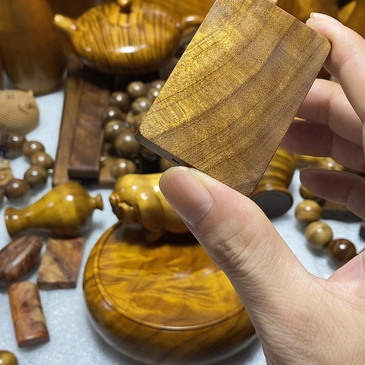 金丝楠木小叶桢楠