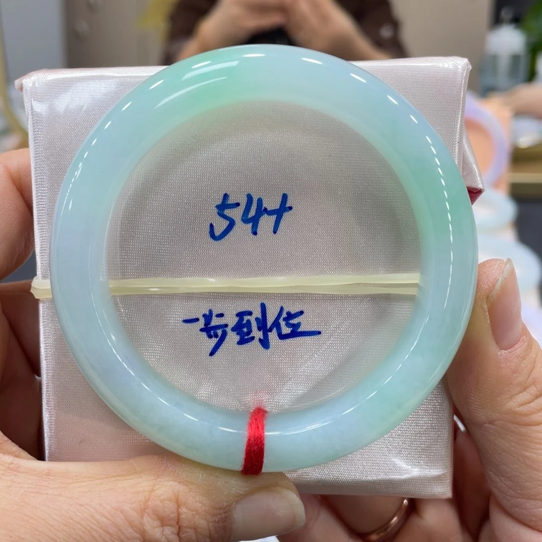 未镶嵌手镯翡翠翡翠