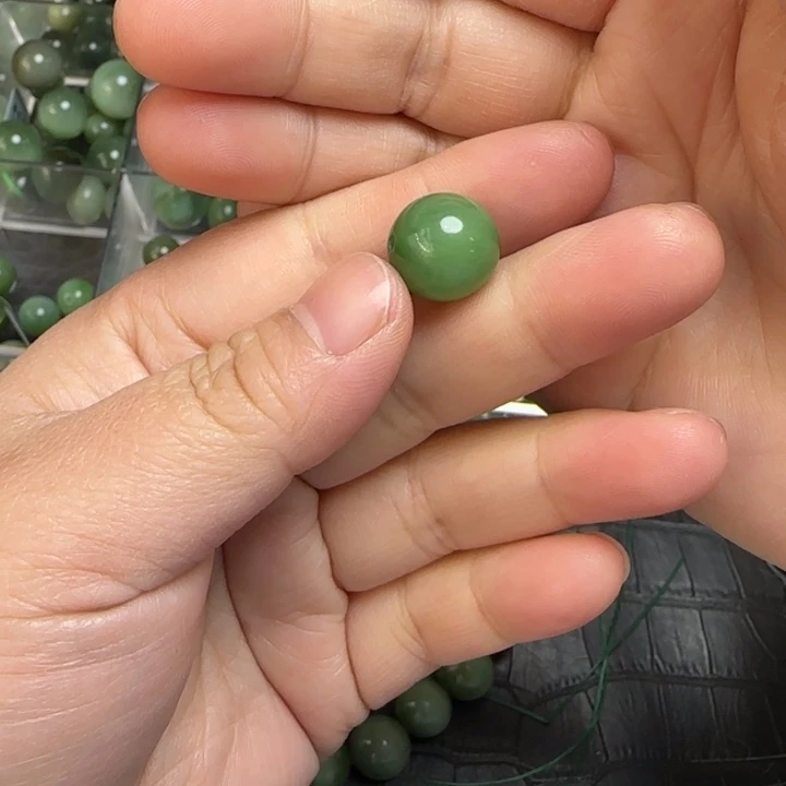 和田玉单珠未镶嵌是**呀