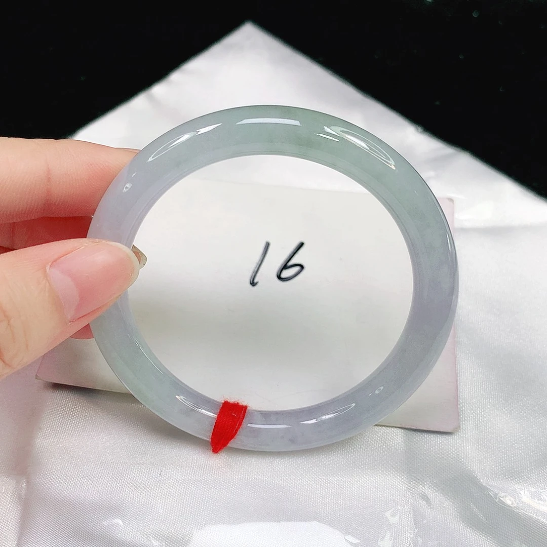 翡翠手镯（圆镯）未镶嵌