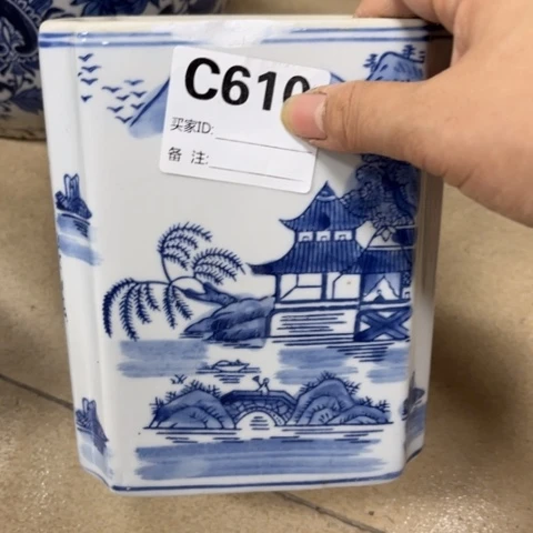 阳***蓟瓷片瑕疵瓷片不退不换。。。。。。。。。。