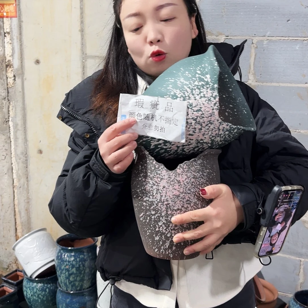 瑕疵两个高22/18红陶