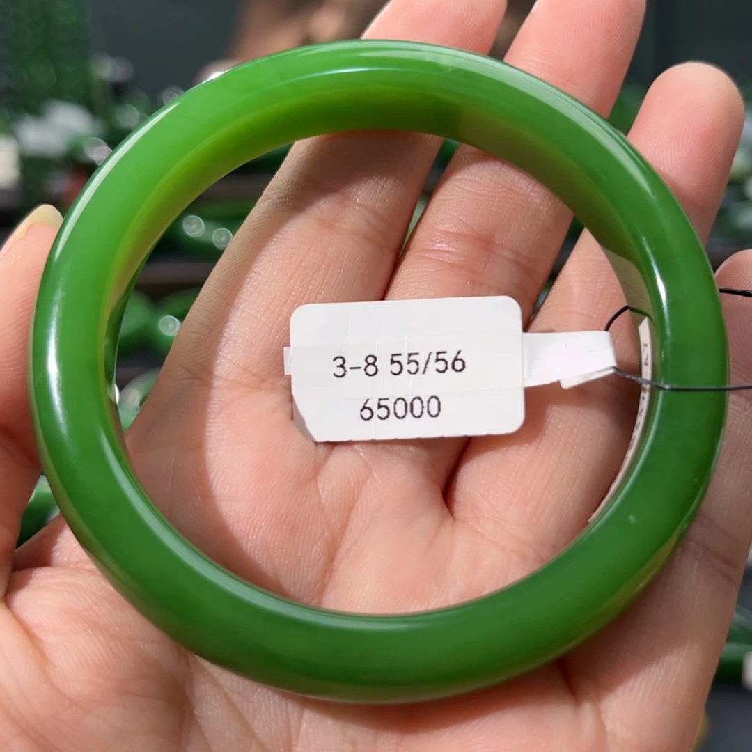 未镶嵌手镯和田玉（碧玉）