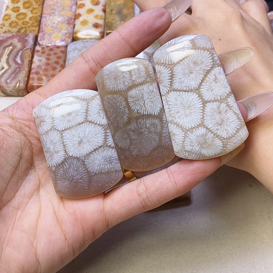 查罗石合金颈饰恒****君