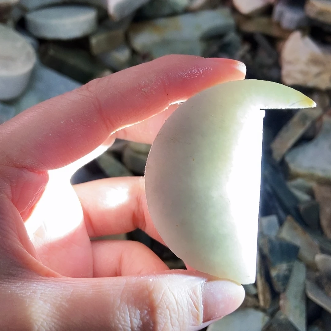 翡翠未镶嵌颈饰天然翡翠