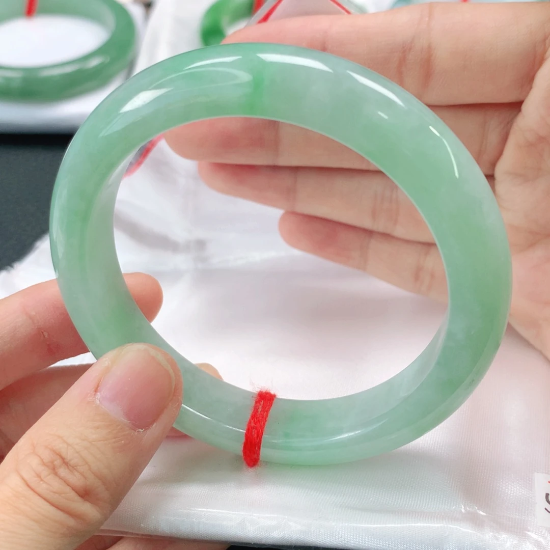 未镶嵌手镯翡翠缅甸58