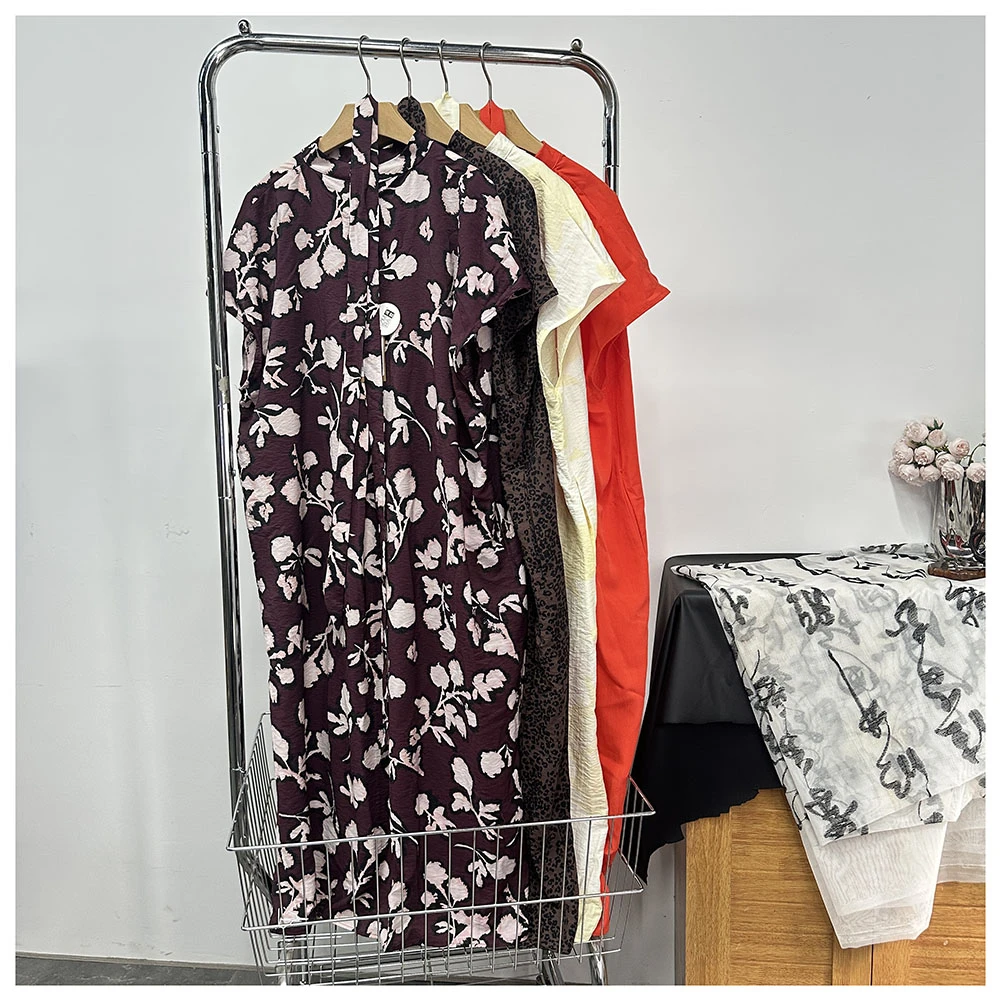 Q237 夏季新款女士休闲宽松中长款花色圆领侧口袋连衣裙女