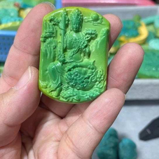 高瓷雕刻精品精美