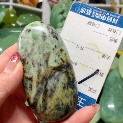 蛇纹石玉手把件未镶嵌