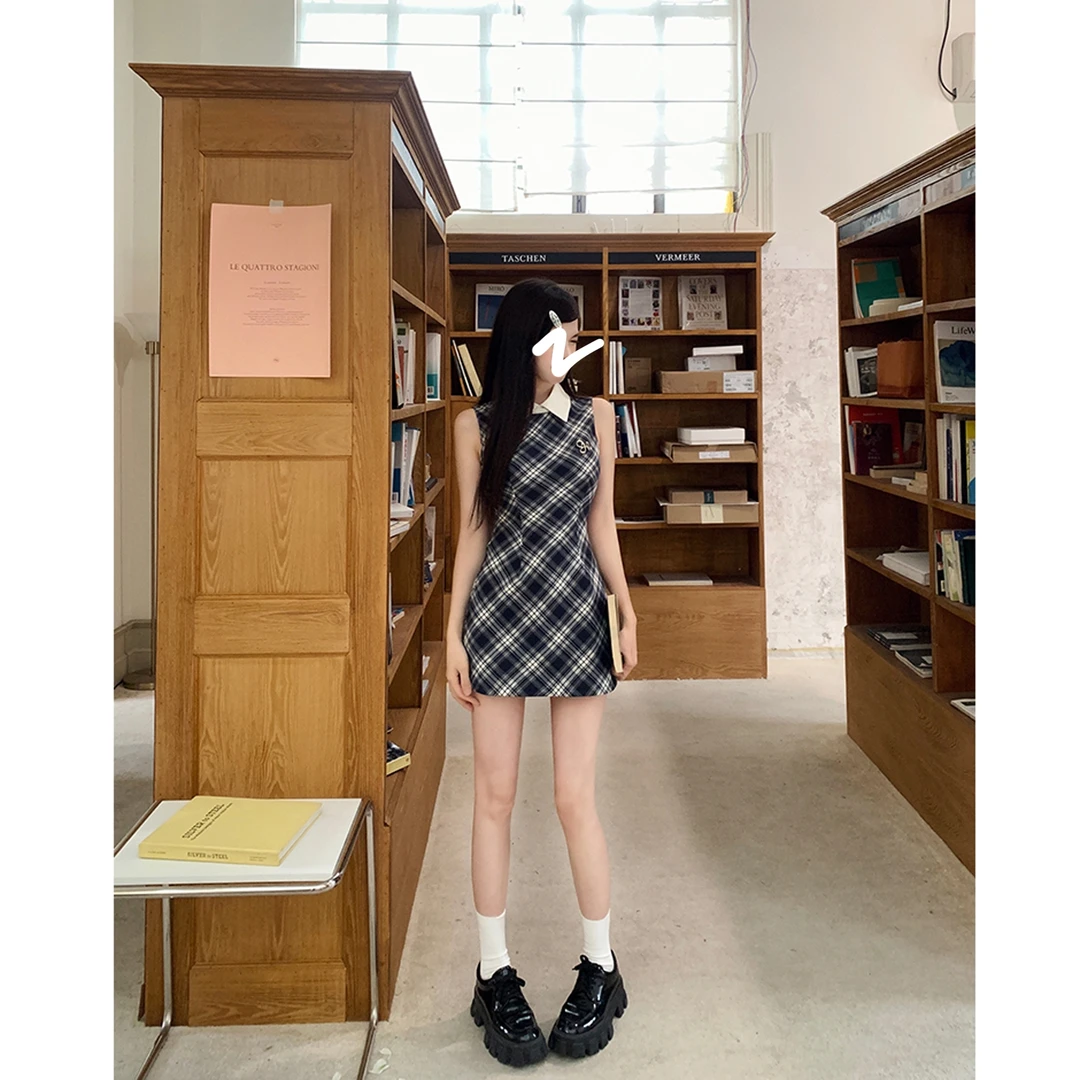 蓝风铃法式POLO领格子短款辣妹连衣裙女夏季收腰减龄别致A字裙夏