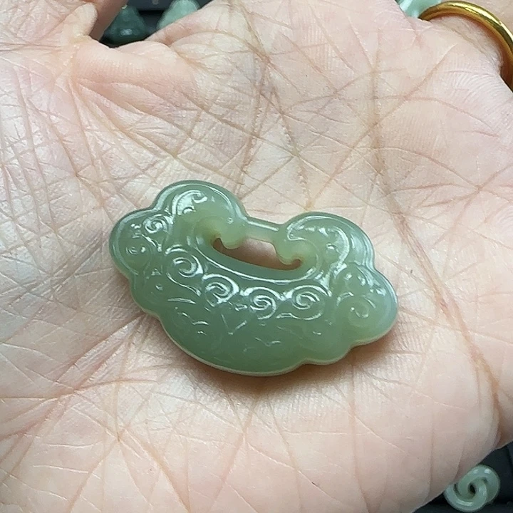 和田玉吊坠(不含链)未镶嵌