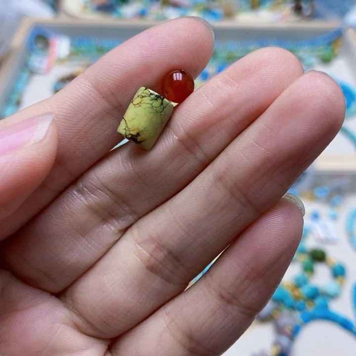 南红玛瑙未镶嵌挂件99