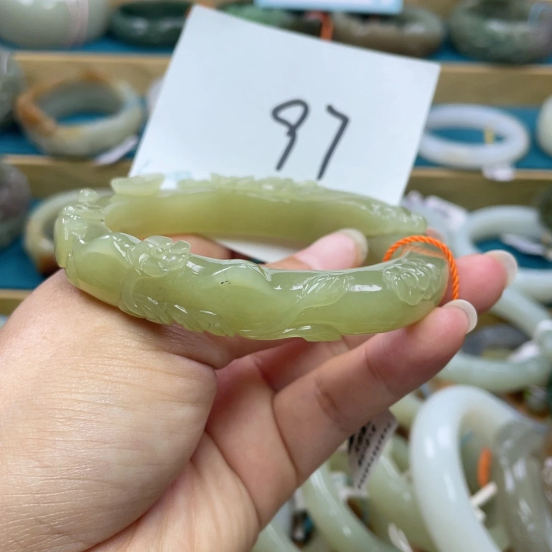 未镶嵌手镯和田玉圈口64