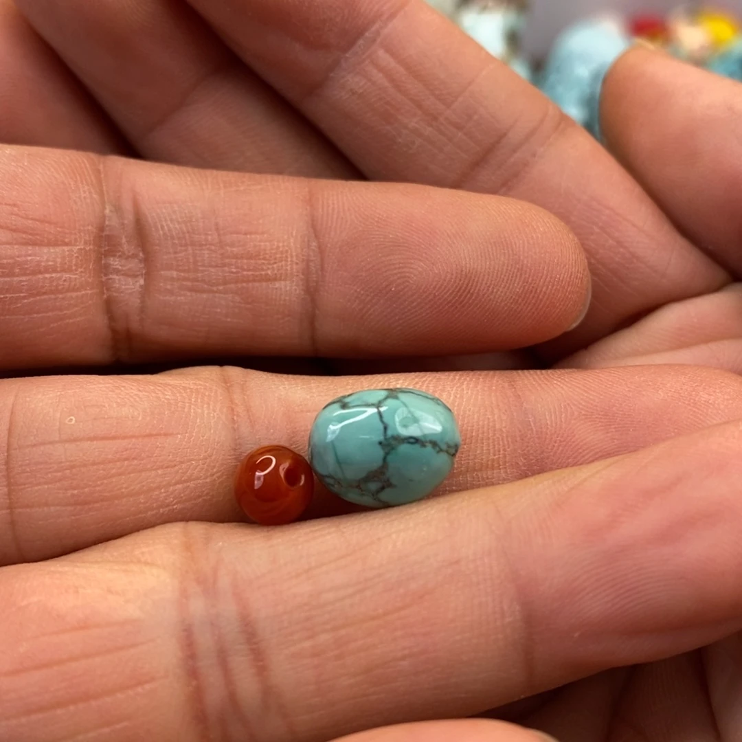 南红玛瑙未镶嵌珠宝奇石