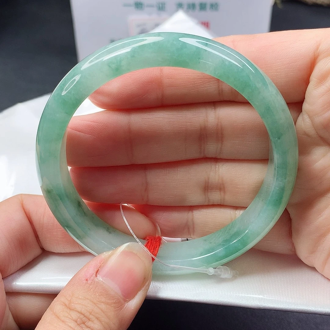 未镶嵌手镯翡翠55