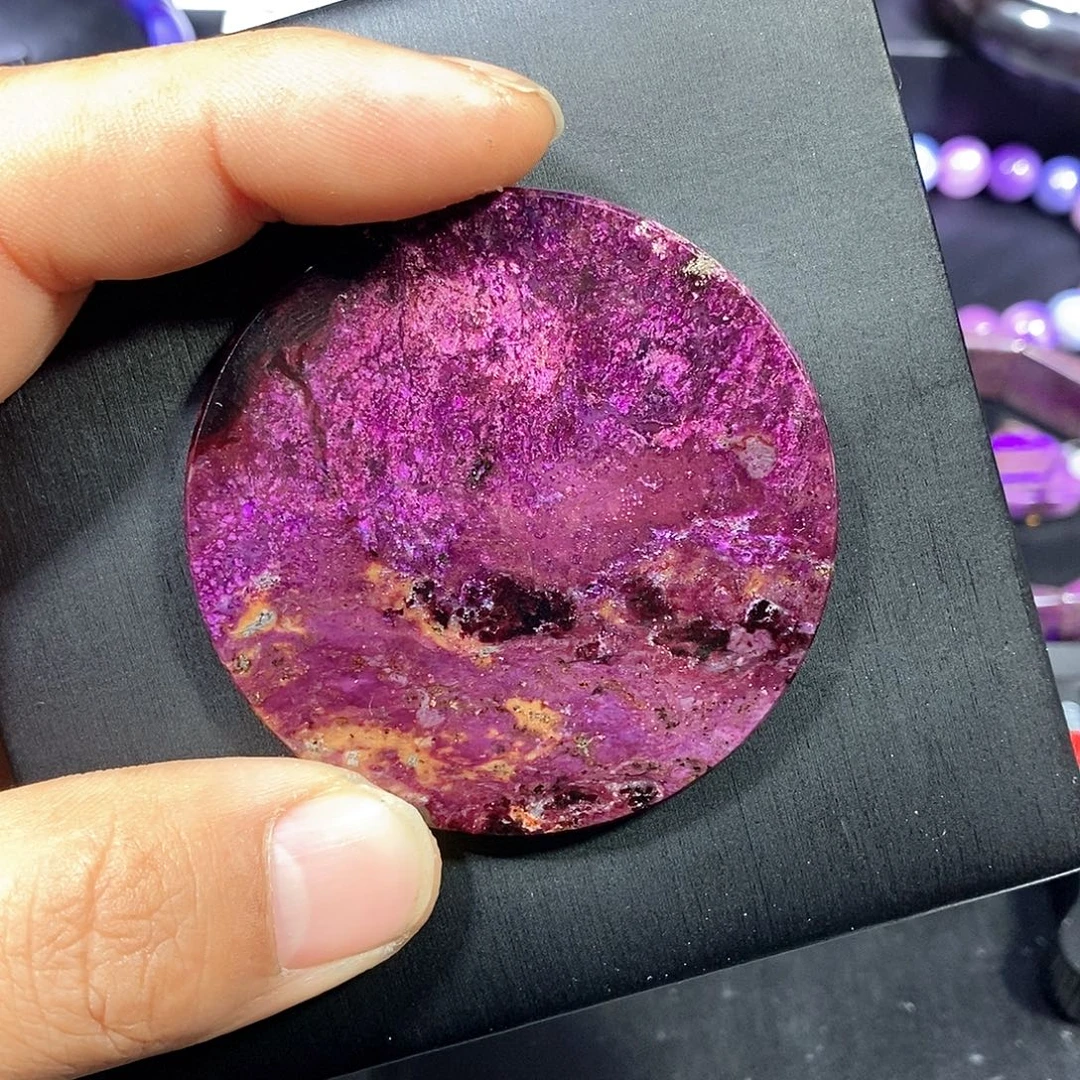 苏纪石（舒俱来）未镶嵌南非舒俱来老油紫圆牌