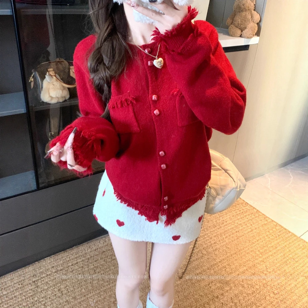 实拍新年战袍圣诞穿搭巨好看的大红小香风外套女冬季韩版女装