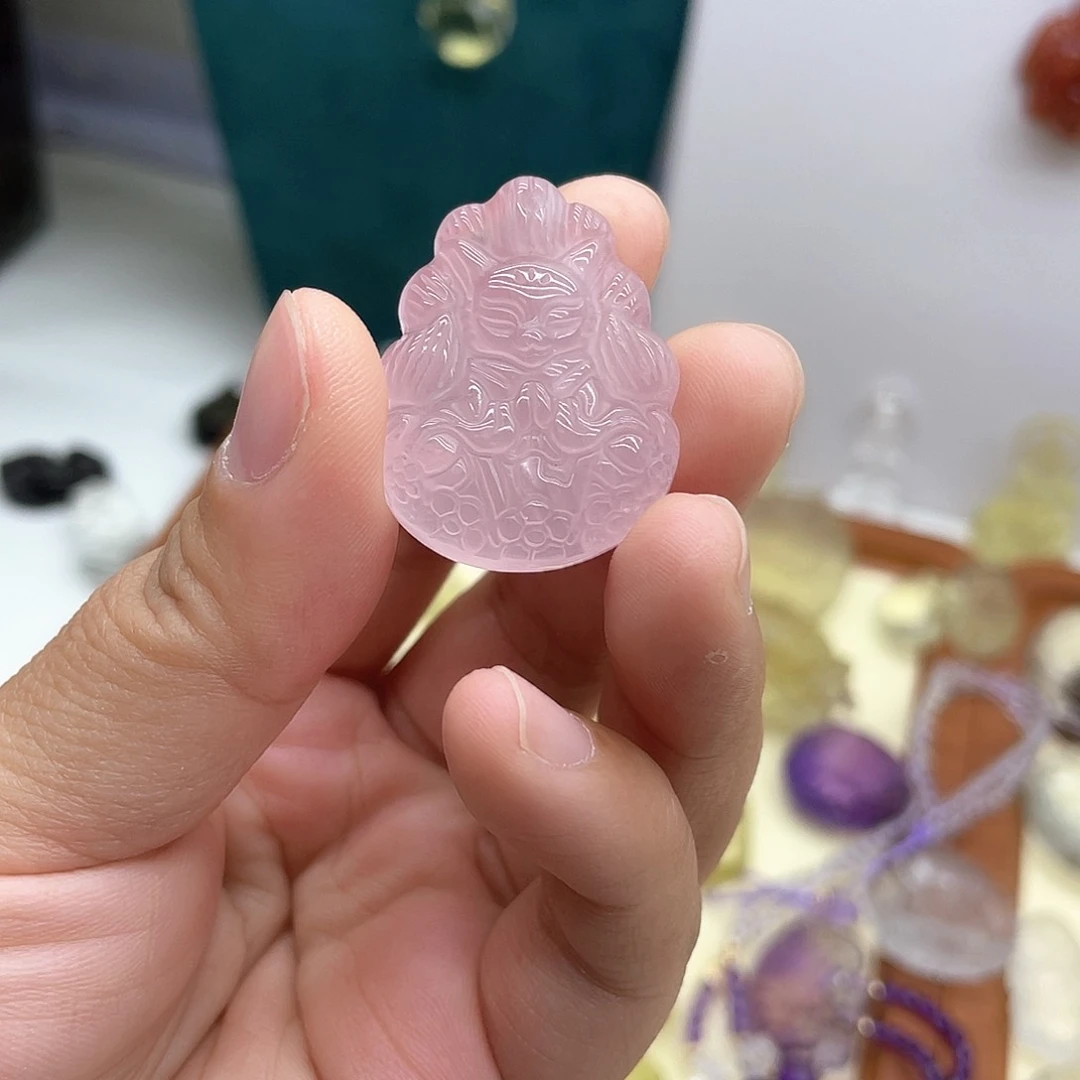 水晶吊坠(赠链)未镶嵌冬**?