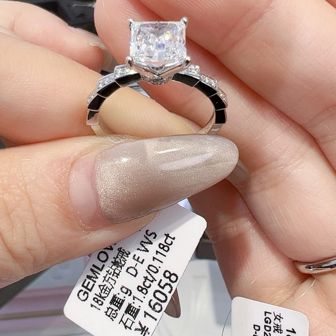 实验室培育钻石18K金镶嵌