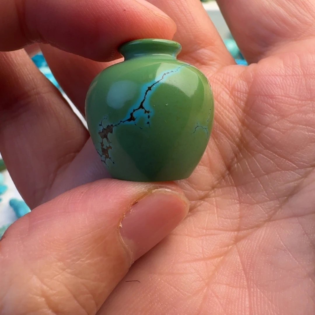 那***吧绿松石未镶嵌珠宝奇石