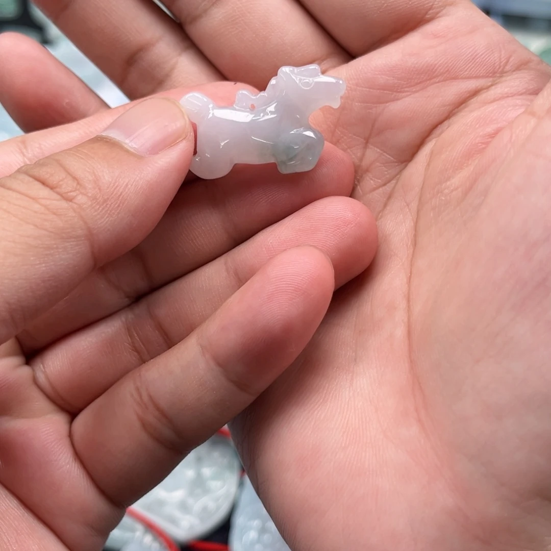 颈饰未镶嵌翡翠天然翡翠A货