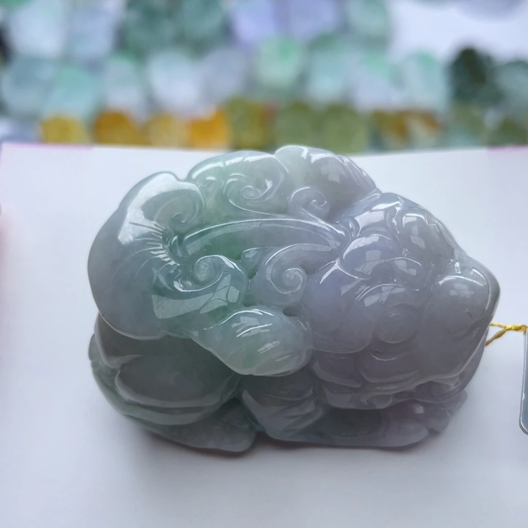 翡翠颈饰未镶嵌貔貅