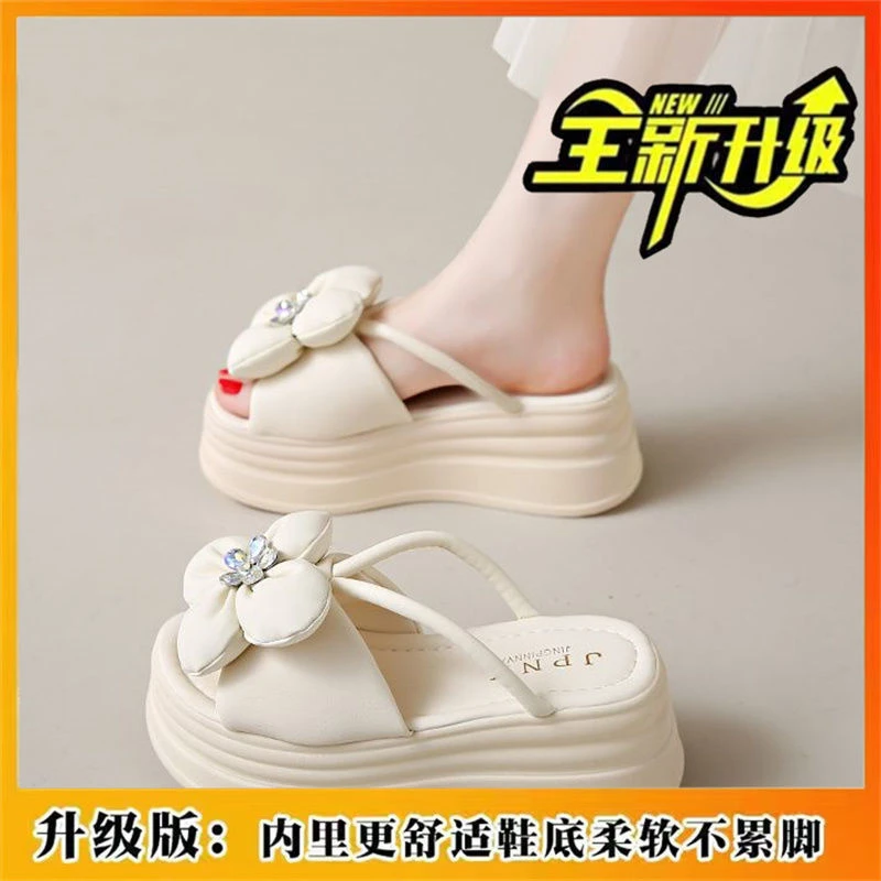 厚底凉拖鞋女夏外穿2025年新款配裙子时尚气质坡跟松糕沙滩鞋