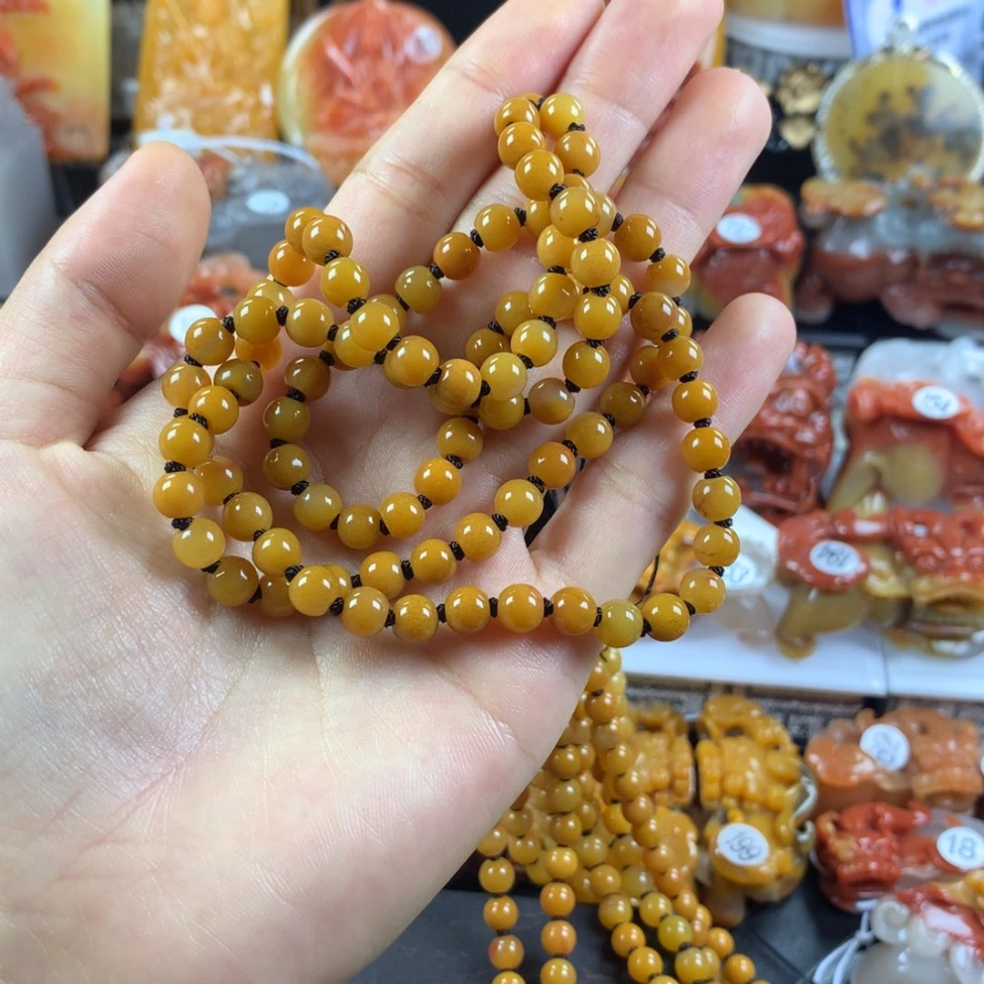 一***清石英质玉（黄龙玉）未镶嵌珠串