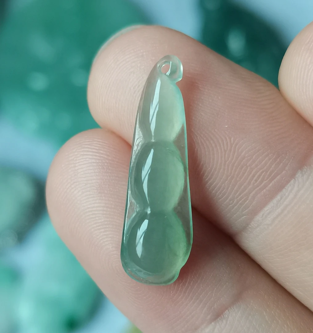 （119）冰透福豆吊坠