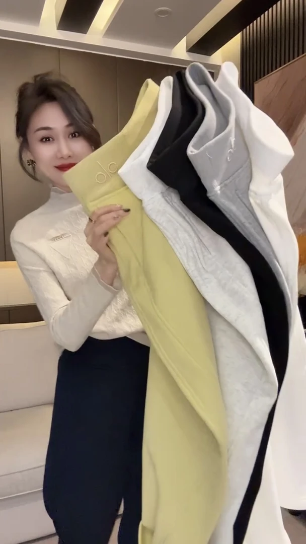 欧货时髦设计字母刺绣阔腿弯刀卫裤女2025宽松休闲裤