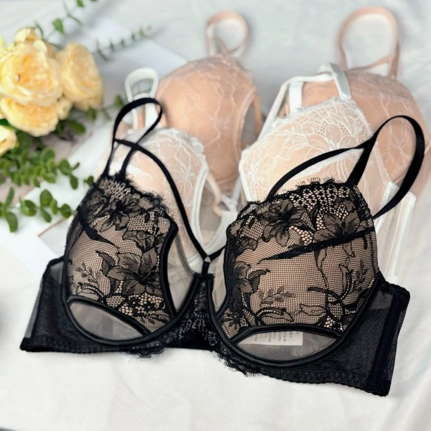 法式纯欲性感蕾丝薄款软钢圈聚拢收副乳大胸显小文胸