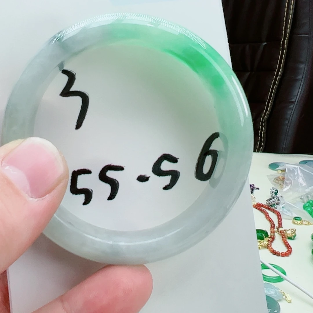 翡翠吊坠(赠链)银S925镶嵌