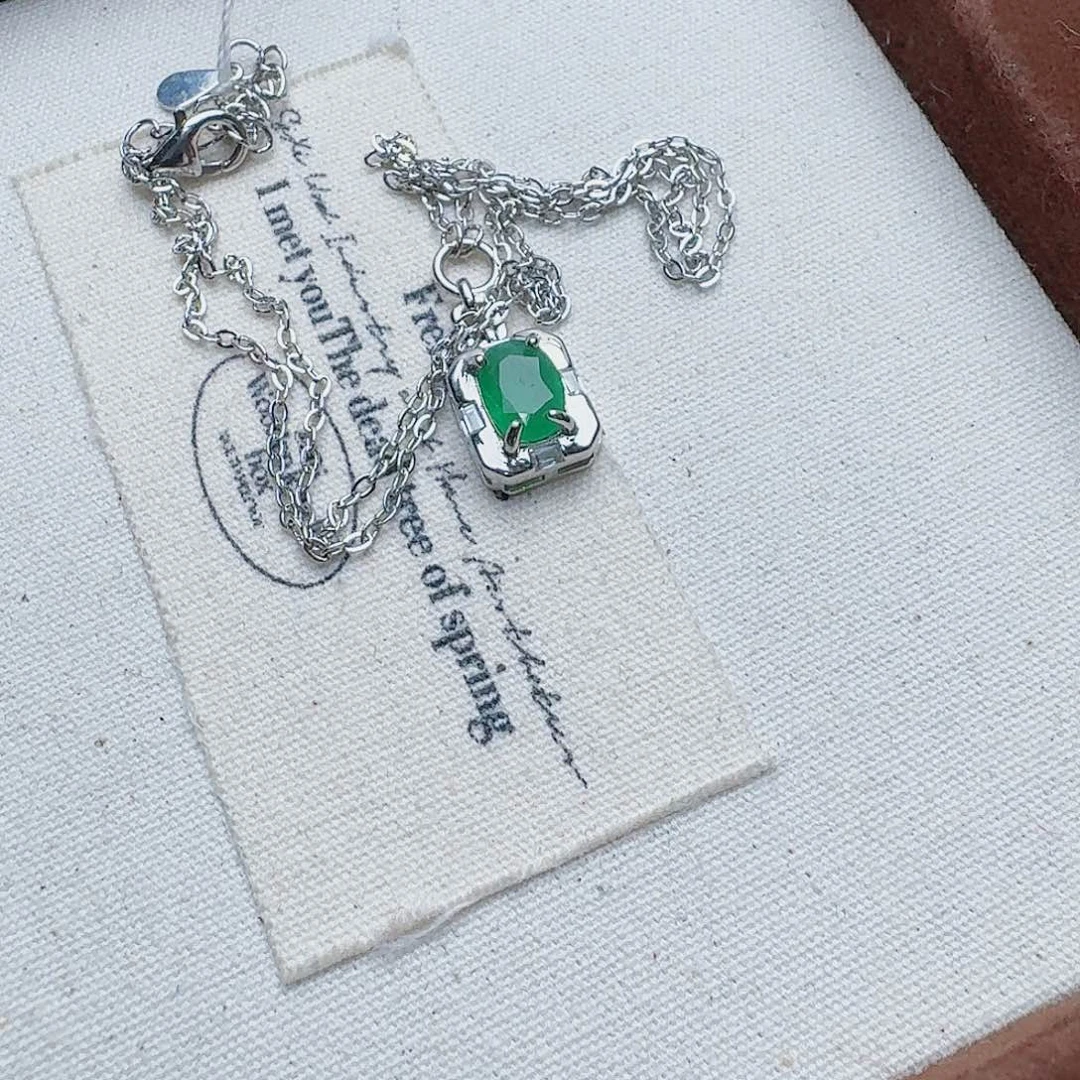 祖母绿颈饰银S925镶嵌