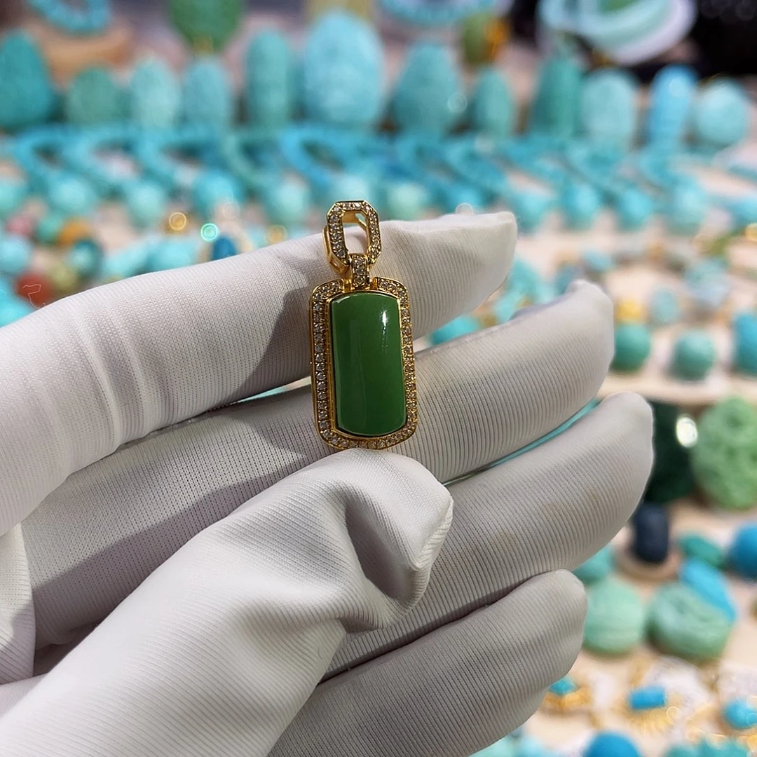 绿松石珠宝奇石18K金镶嵌