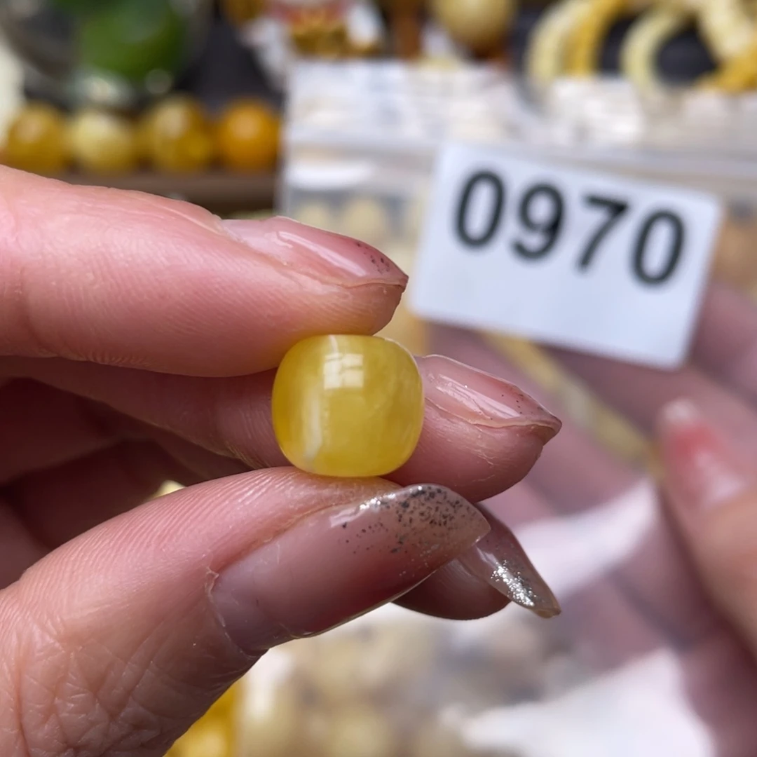 蜜蜡珠宝奇石未镶嵌周*:11