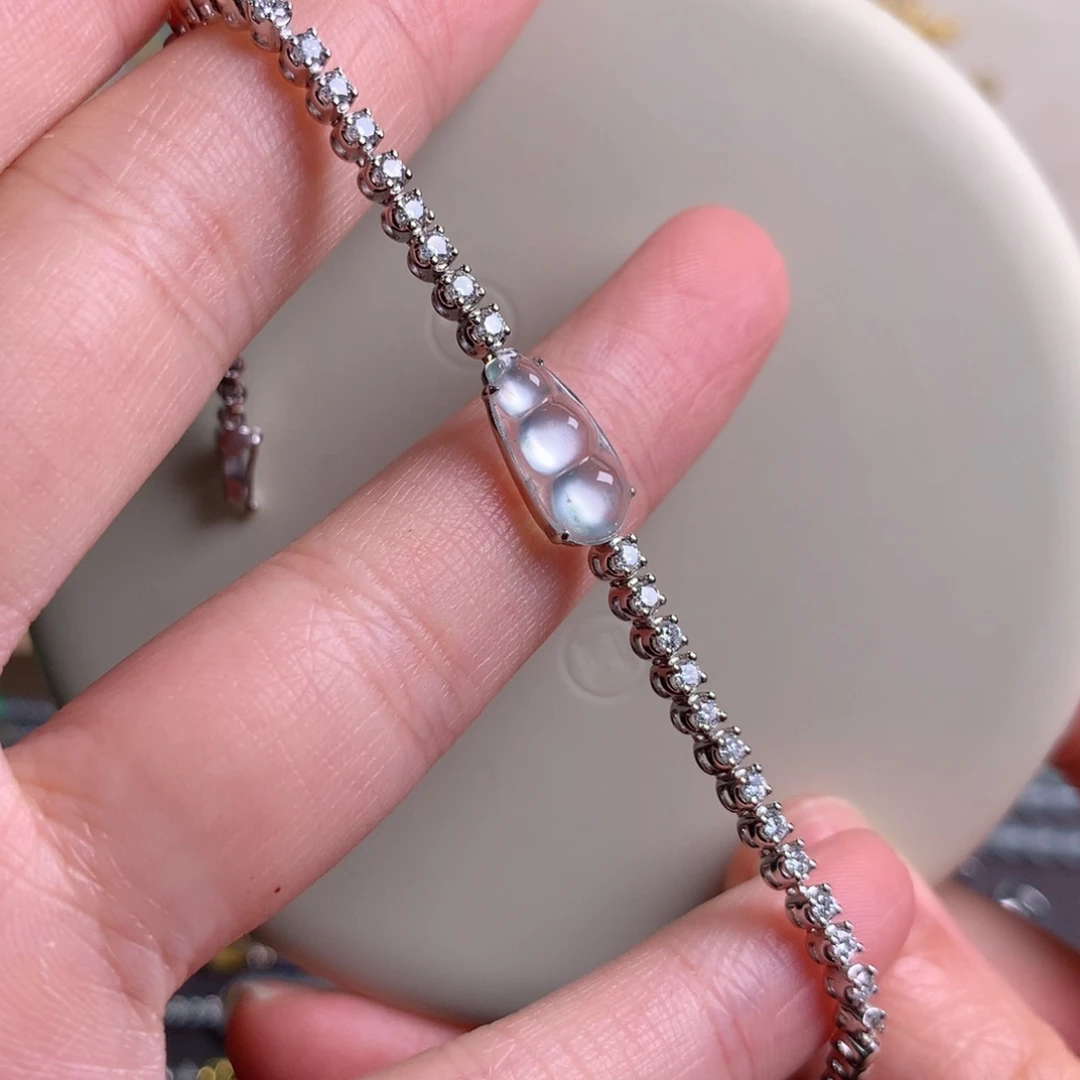 18K金镶嵌手链翡翠手链