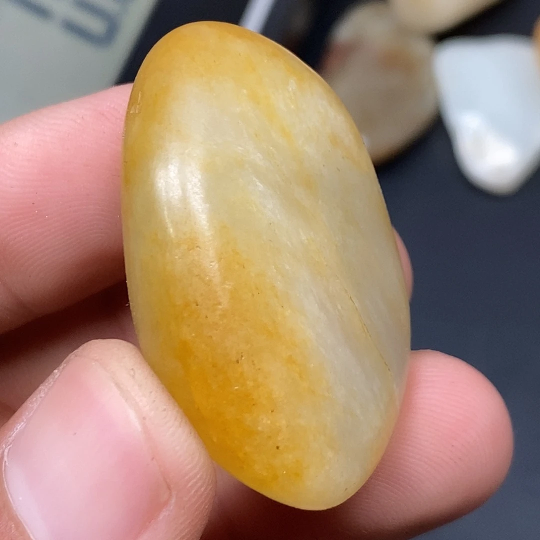 和田玉（糖玉）未镶嵌挂件