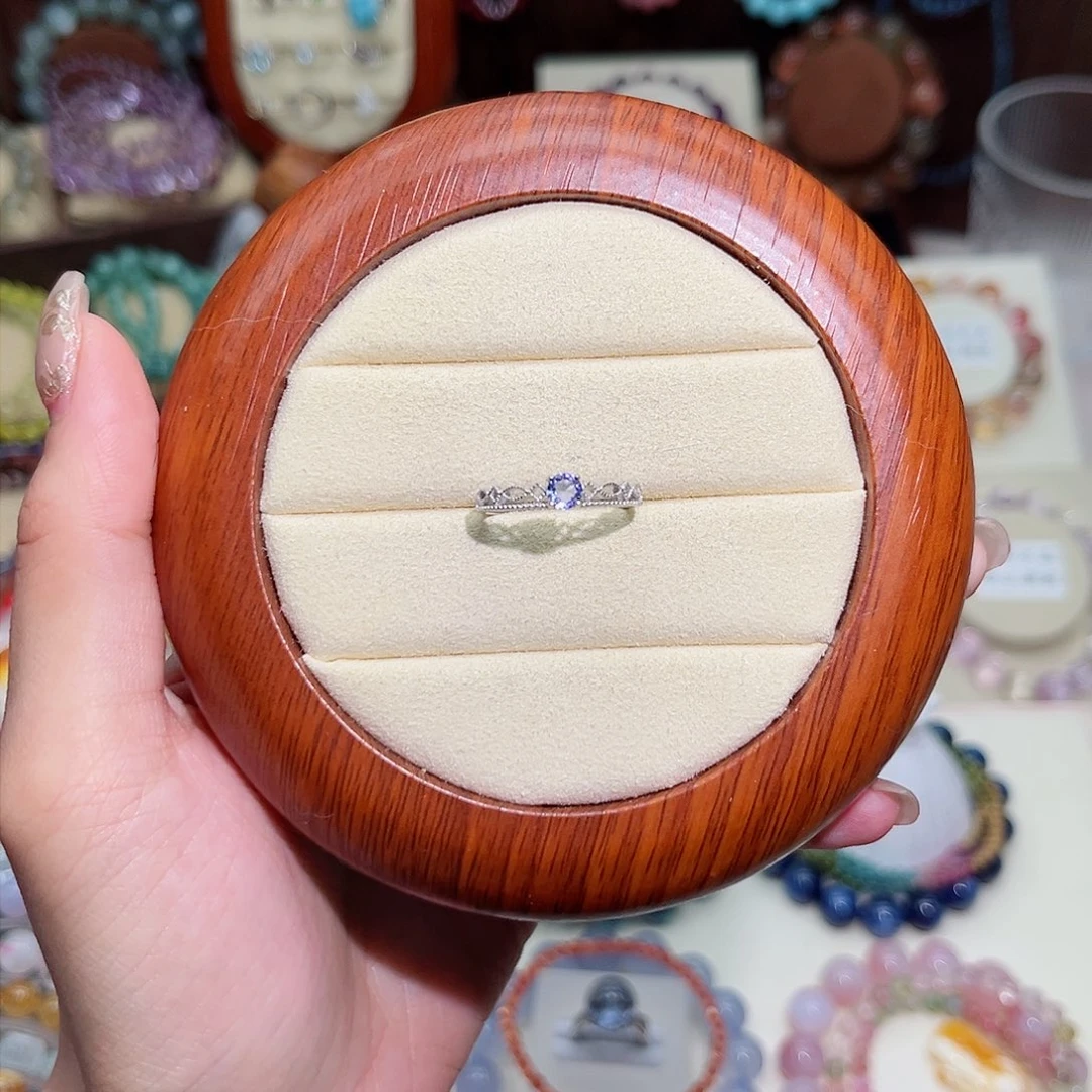 水晶手串未镶嵌?****岸坦桑石925戒指