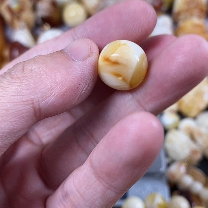 裸石琥珀未镶嵌我