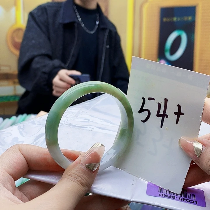 翡翠未镶嵌手镯00078900