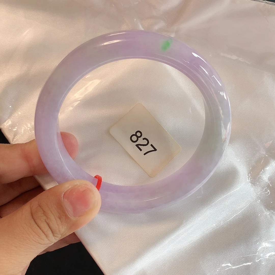 翡翠手镯未镶嵌青**贝60圈