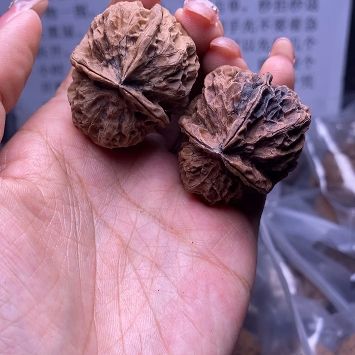 核桃云南野生铁核桃68号38mm