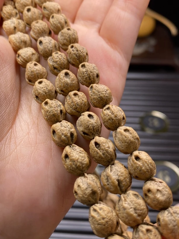 热振柏香籽「长魁」原桩单坑麻粉皮手感巨好大尺寸108文玩