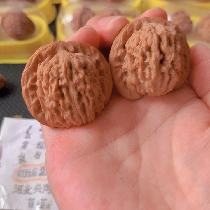 文玩核桃吊坠39尺楼子